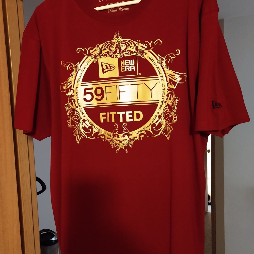 New Era 59Fifty brand logo shirt
